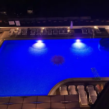 דירה Sunny Victoria Penthouse סאני ביץ'