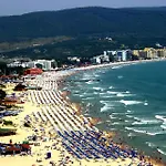 Апартамент Sunny Victoria Penthouse *